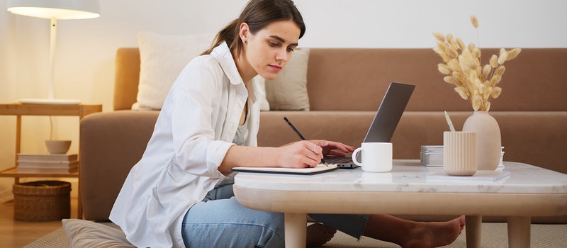 為什么選自考提升學歷的女性越來越多？