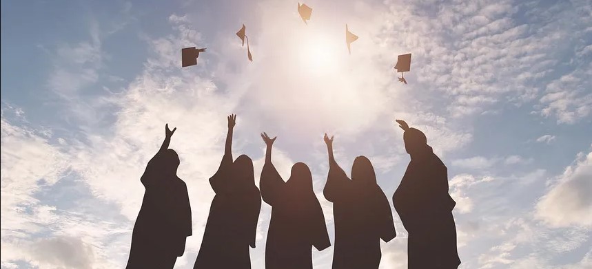 自考與成考畢業時間不同